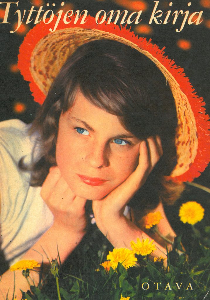 Kansikuva 1960. Valokuva hattupäisestä tytöstä.