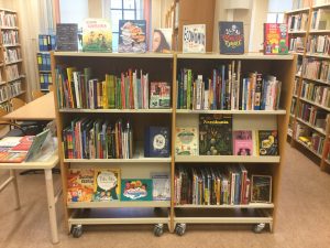 Non-fiction books in the Kirjakori-exhibition.